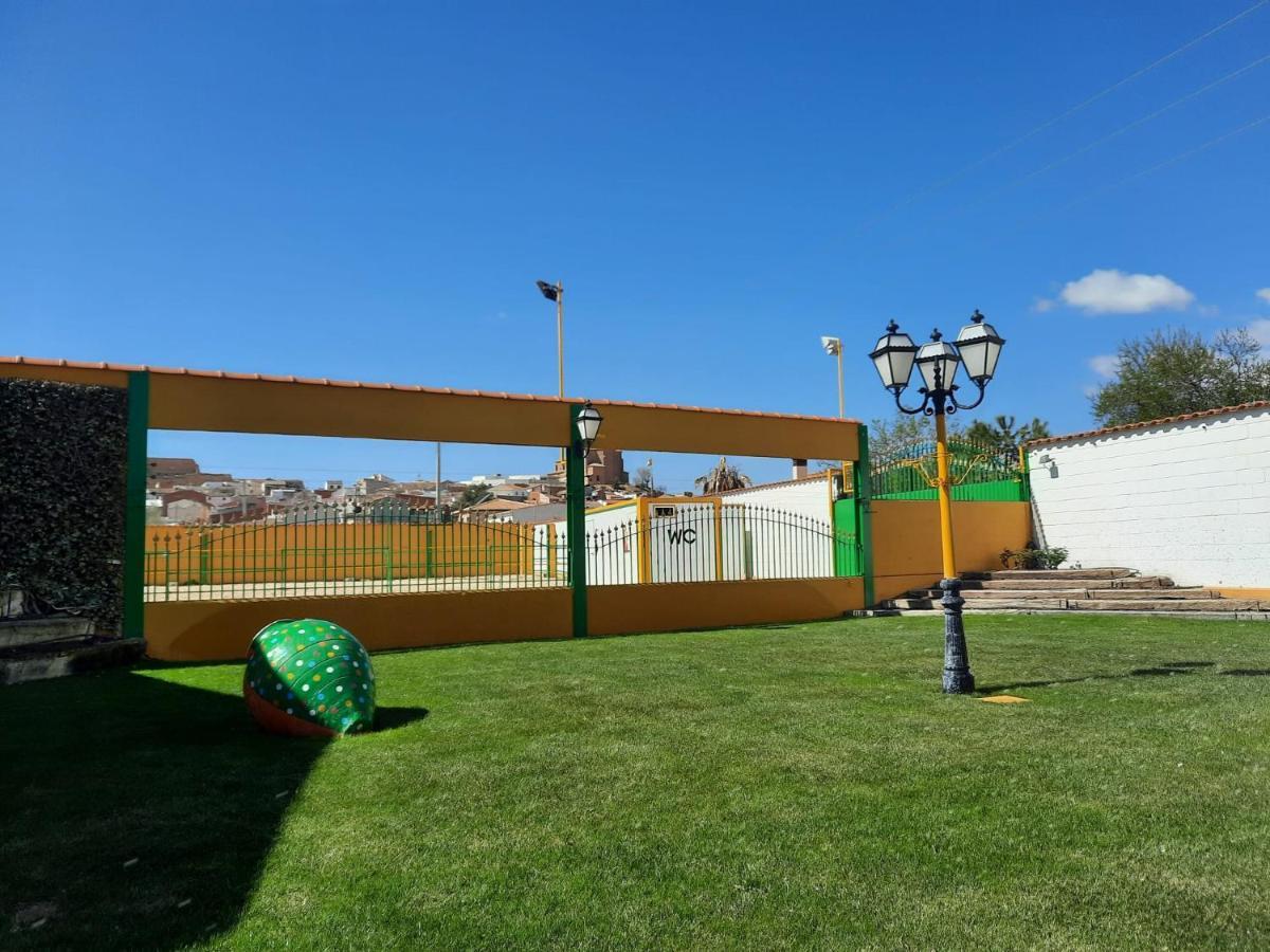 Con Piscina, Celebracion Eventos Y Bodas Cerca De Madrid * Santa Cruz de la Zarza
